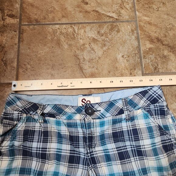 SO Brand Juniors Shorts • Size 7 • Plaid Print • Casual - Picture 4 of 5